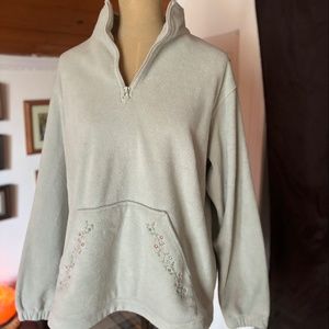 Vintage Northern Reflections Quarter Zip with Flower Design